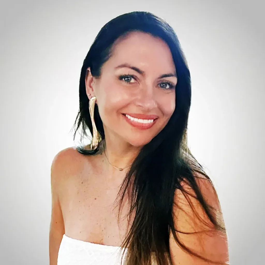 Paula Pavic - Canal 13