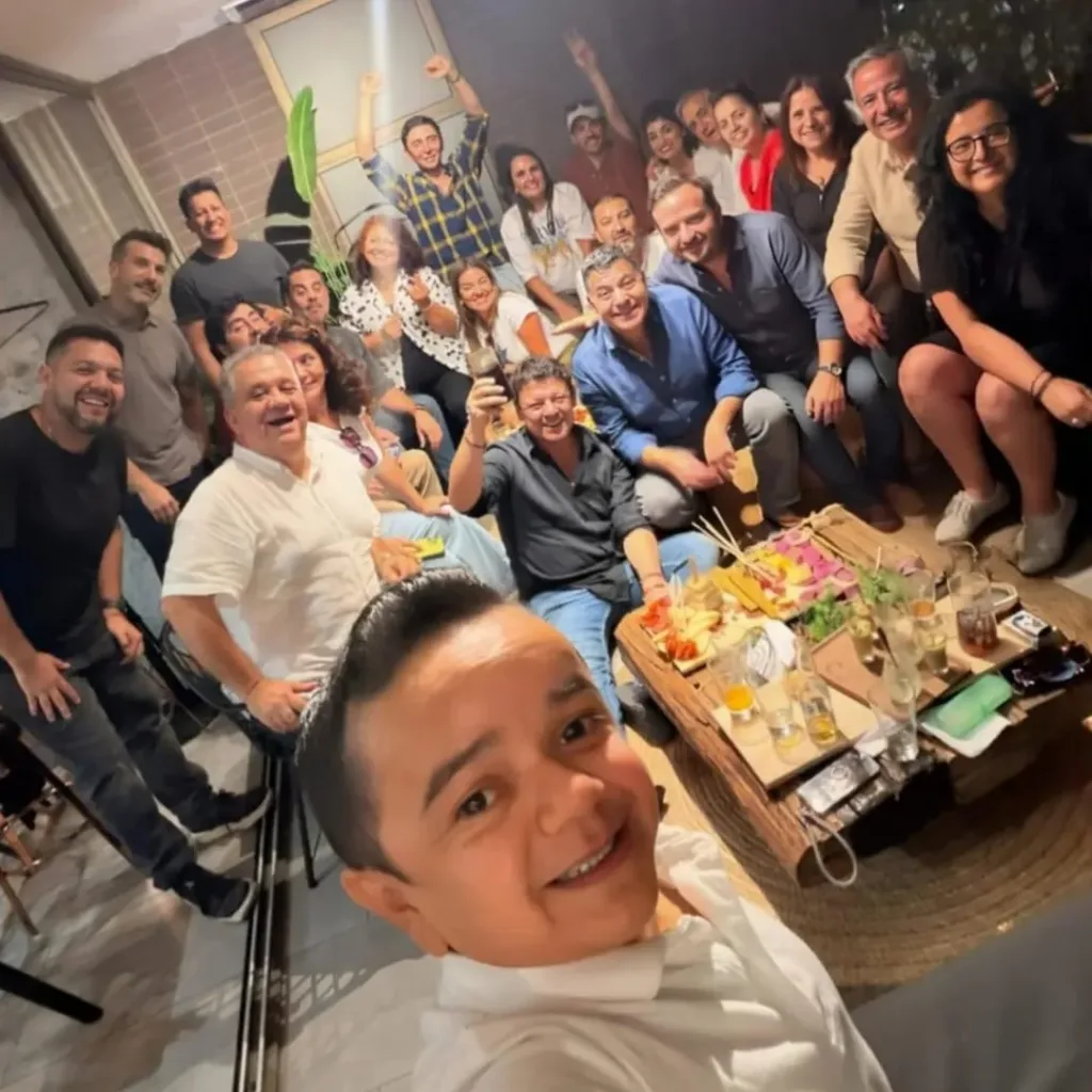 Detrás del Muro - Mega - Kike Morandé