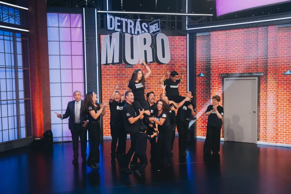 Detrás del Muro - Mega