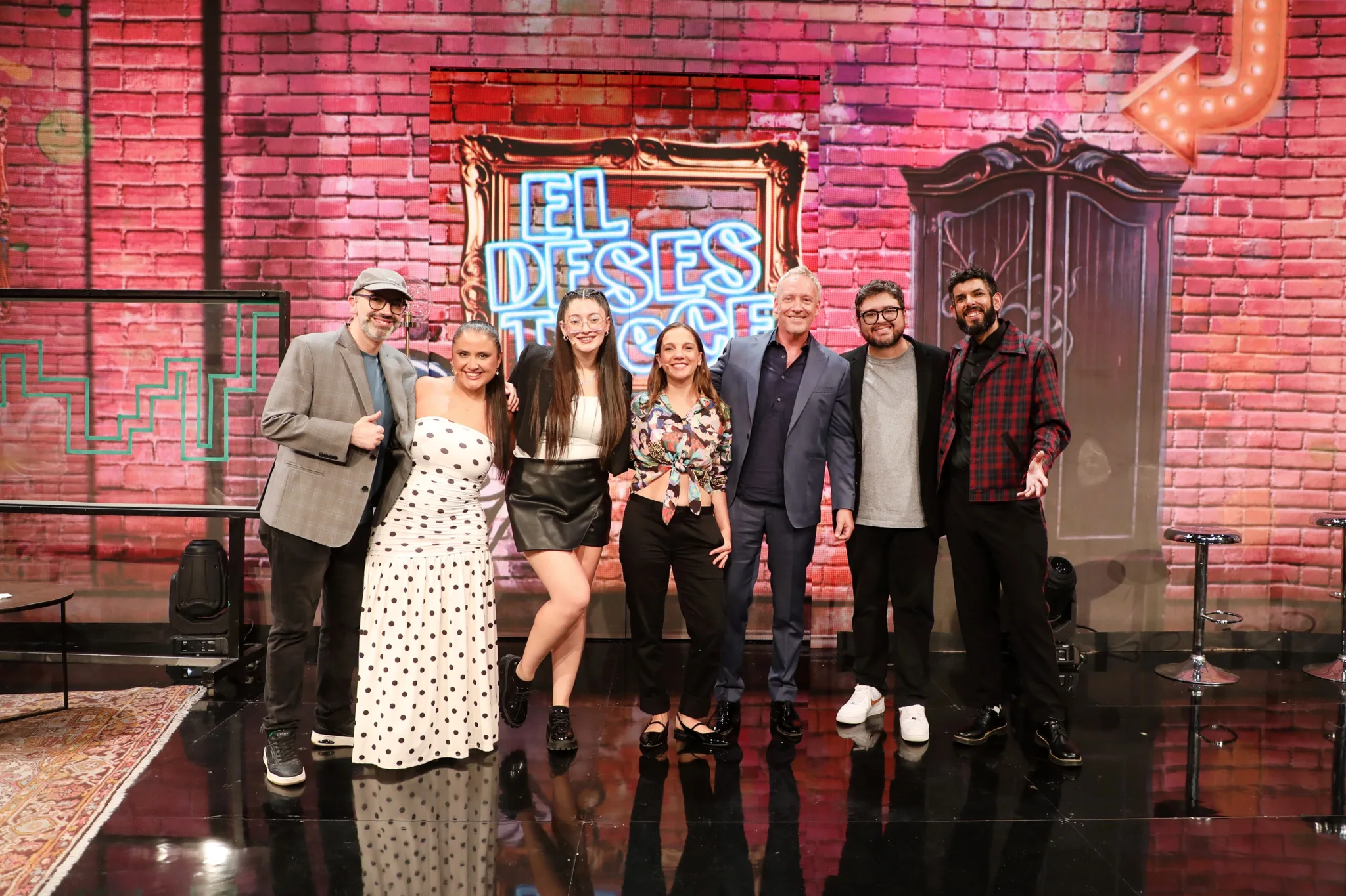 Integrantes del programa de Canal 13 "El Desestrece"
