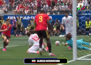Captura de Chilevisión de partido entre Irán y Bélgica con relato de Fernando Solabarrieta