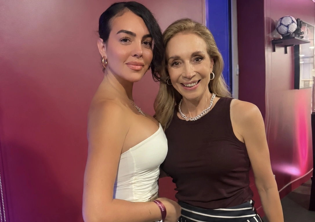 Karen Doggenweiler protagoniza inesperado encuentro con Georgina Rodríguez en París