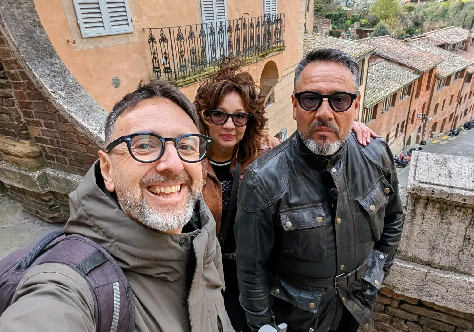 Siempre hay un chileno llega a Italia con un recorrido por Florencia y Pisa